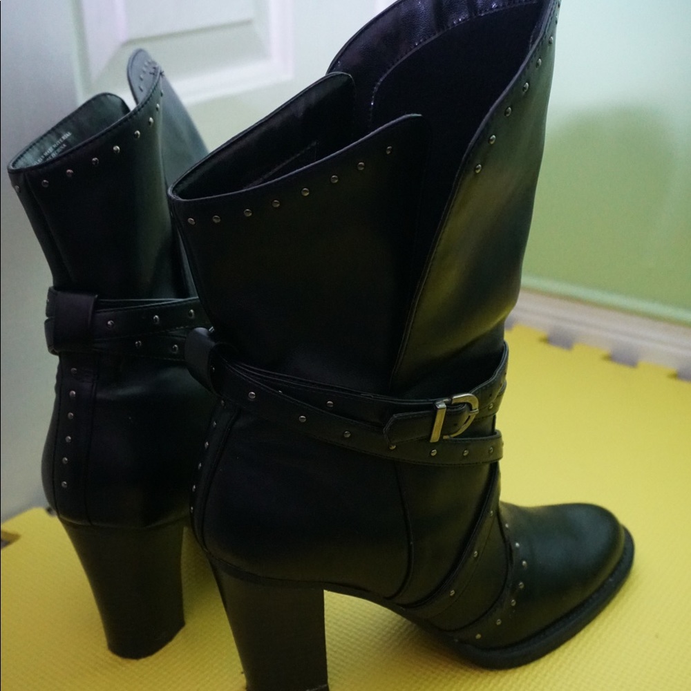 Stiletto Style Boot - Picture 3 of 3